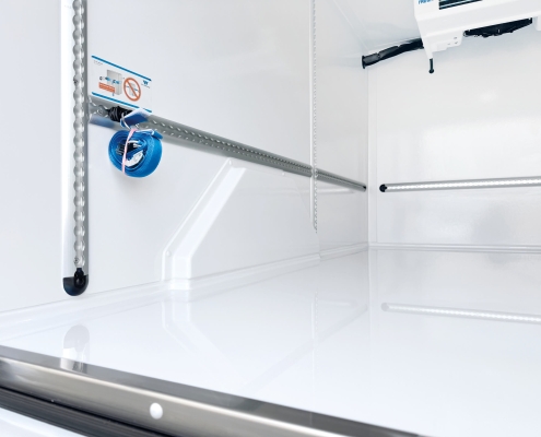 Winter Kuehlfahrzeueg_MB Vito_Airlineschiene Detail_WEB