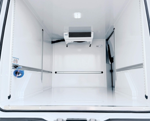 Winter Kuehlfahrzeuge_MB Vito_Heckeinsicht_WEB