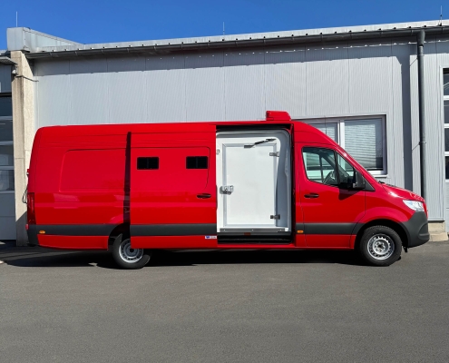 Winter Kuehlfahrzeuge_Teilausbau TK-Zelle Außenansicht_1_WEB